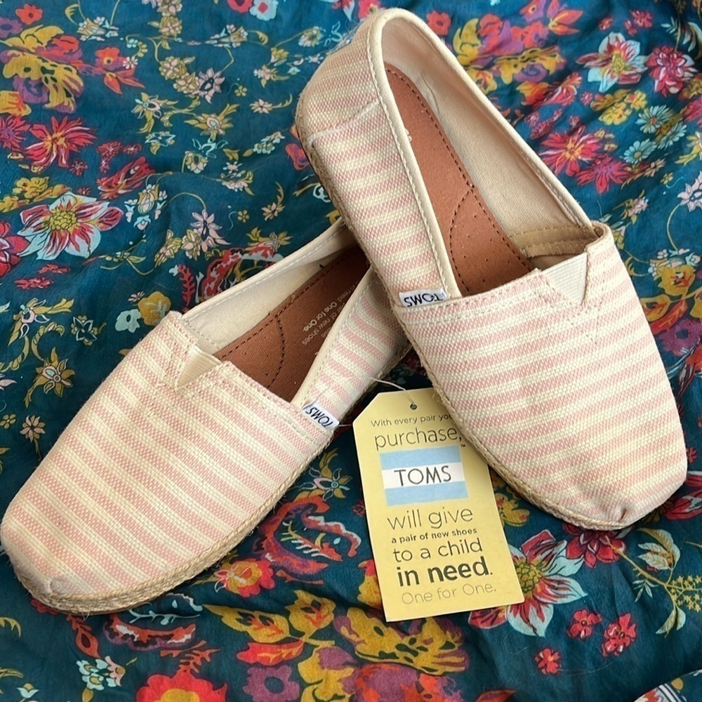 Brand New Toms Blossom Woven Stripe Rope Sole Slip On Flats Spring Pink Canvas